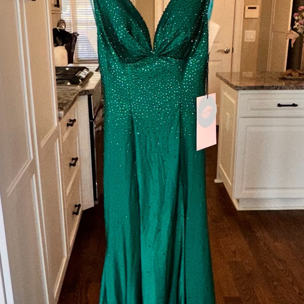 PromGirl Vibrant Green Backless Dress - Picture 2 of 7